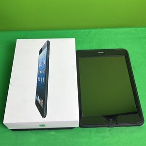 I pad 3 Minis ( 64 GB ) Black
